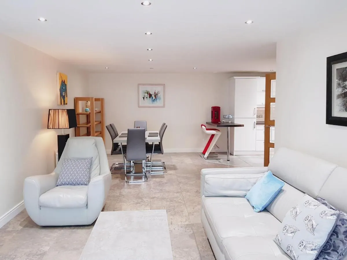 Central City Apartment - Free Parking